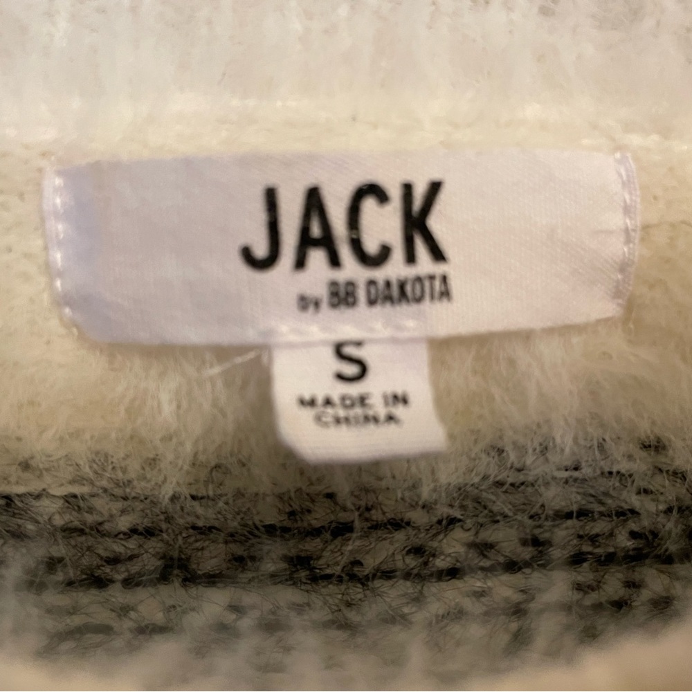 Jack by bb Dakota cozy sweater - size small - Picture 3 of 5